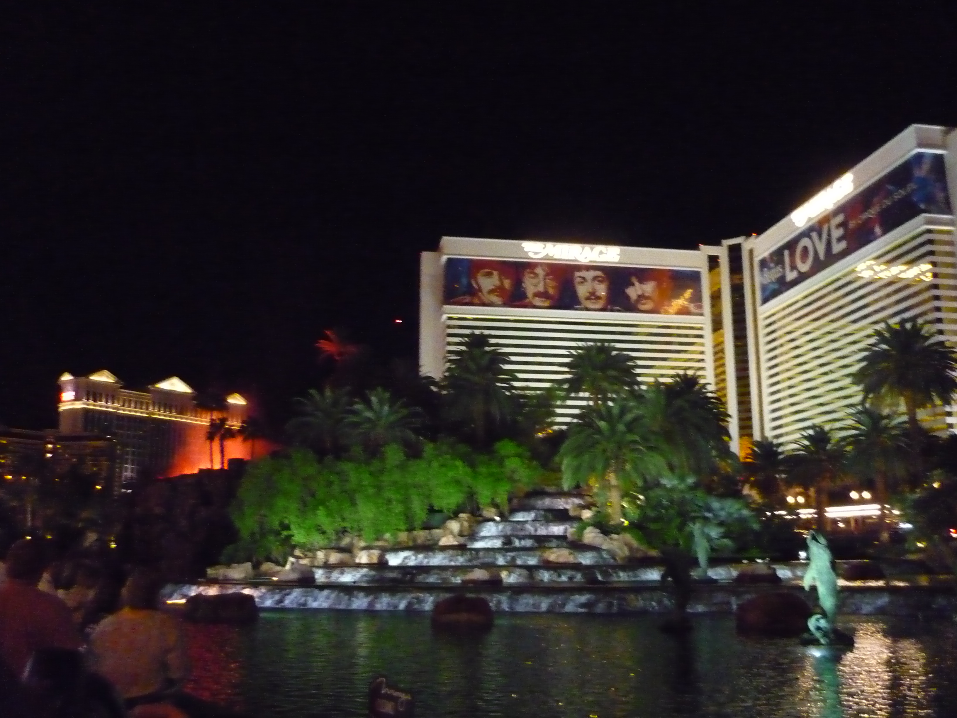 MGM's The Mirage in Las Vegas © dividendhike.com